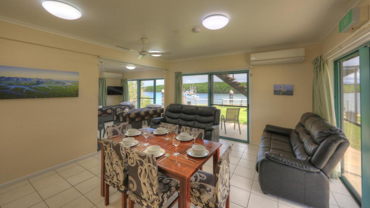 Lucinda Fishing Lodge Exterior photo